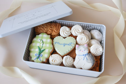 スズランのクッキー缶 ねこ