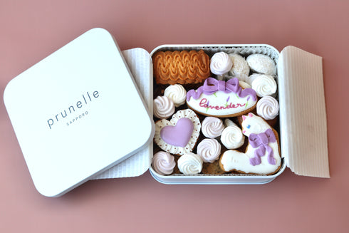 ラベンダーのプレミアムクッキー缶