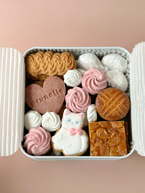 プリュねこクッキー缶