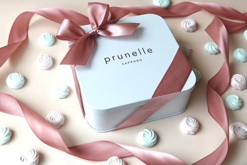 カフェプリュねこのプレミアムクッキー缶