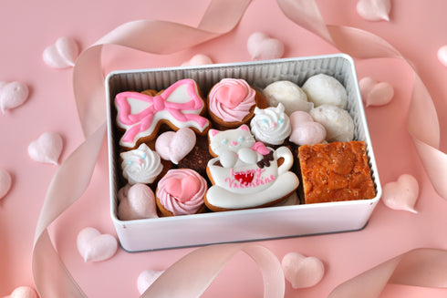 バレンタインのプレミアムクッキー缶