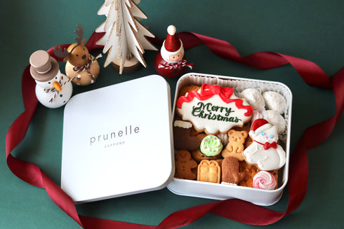 ねこのChristmasプレミアムクッキー缶