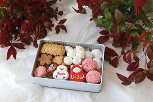 お正月のプレミアムクッキー缶