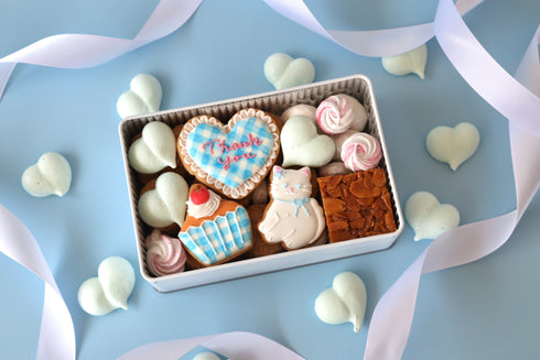 ホワイトデーのプレミアムクッキー缶