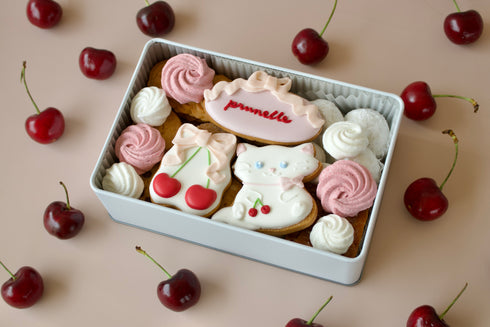 1st Anniversary クッキー缶