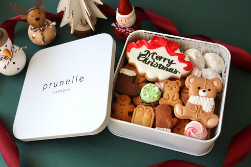 テディベアのChristmasプレミアムクッキー缶