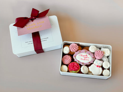 母の日のプレミアムクッキー缶