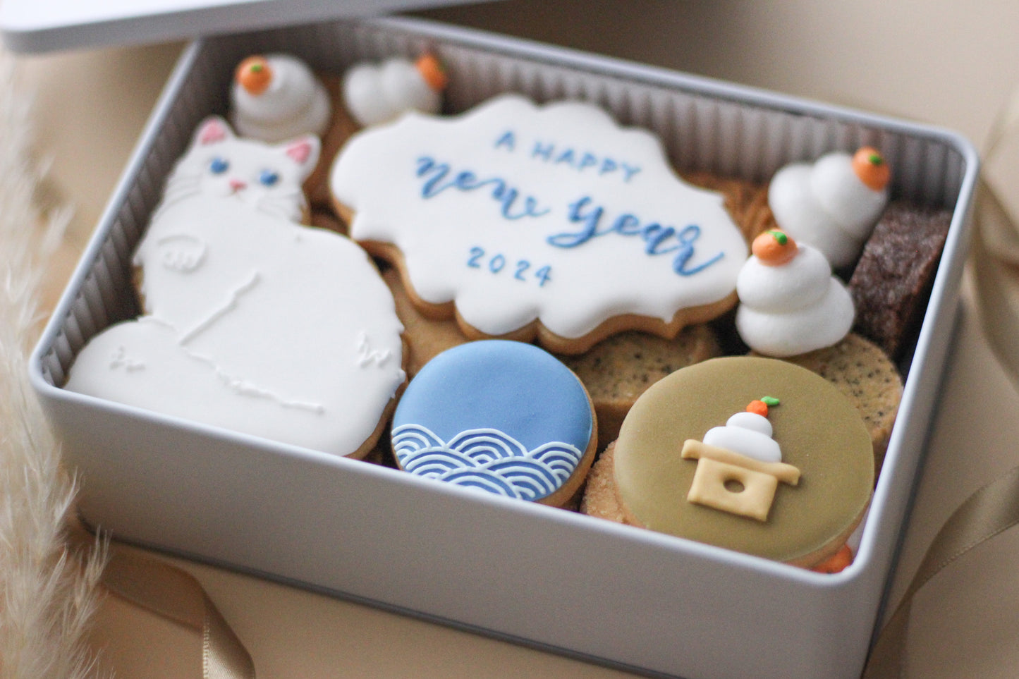 1月のプレミアムクッキー缶 お正月-new year-
